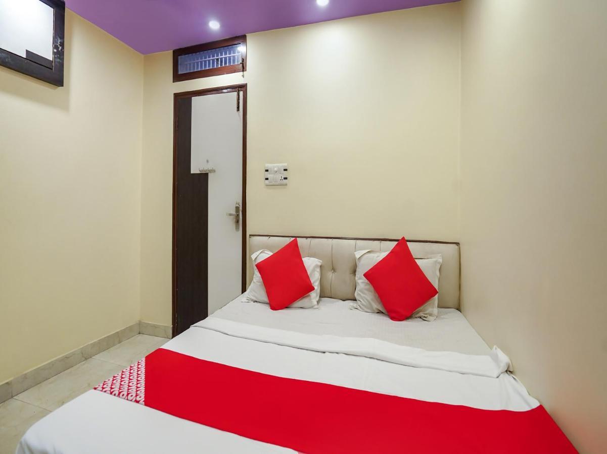 Oyo 75627 New Ankit Guest House Varanasi Luaran gambar