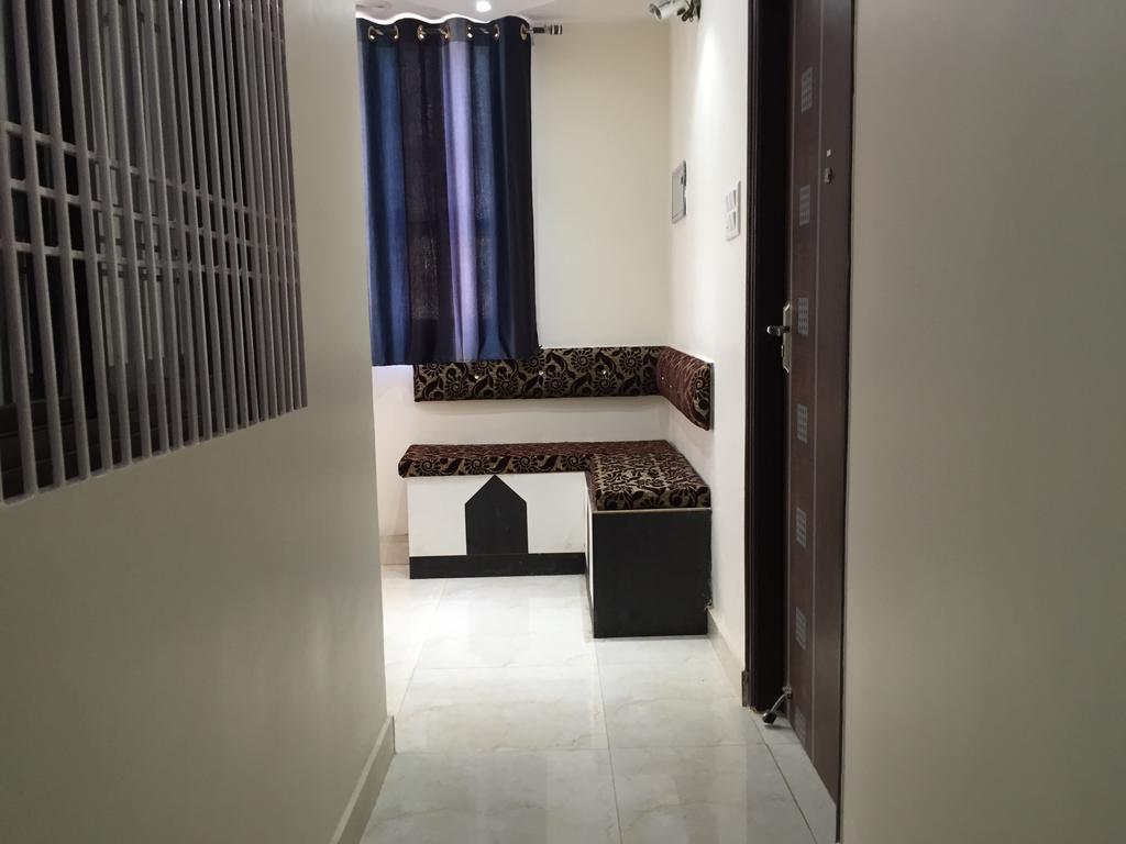 Oyo 75627 New Ankit Guest House Varanasi Luaran gambar